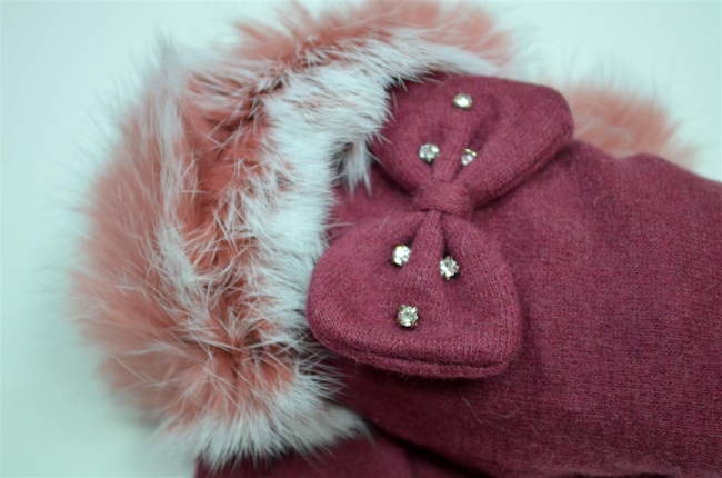 Rękawiczki damskie bordowe z królikiem