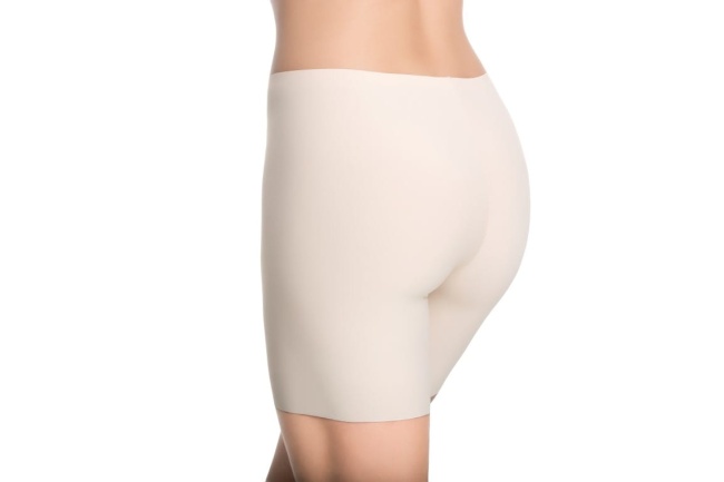 JULIMEX Figi Bermudy Comfort z nogawką natural